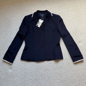 NWT Ann Taylor Silk Navy Blue Blazer with White Trim size 6 Petite